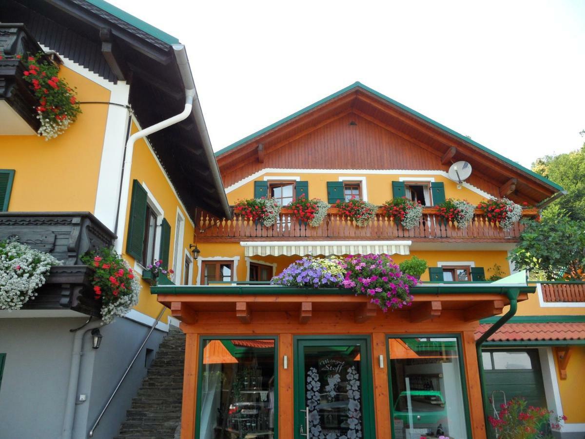 Weingut Stoff Bed & Breakfast Kitzeck im Sausal Eksteriør bilde